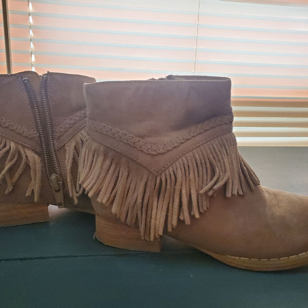 GB Girl's Ankle Boots
